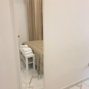 Camera standard con letto king size